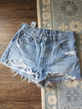 Levis Highrise Denim Shorts